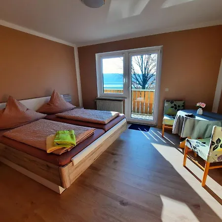 Reiterhof Schmidt, Gaststätte&pension Golk