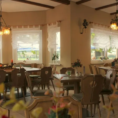 Reiterhof Schmidt, Gaststaette & Отель Golk